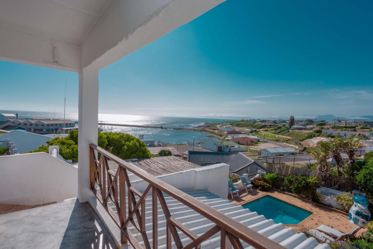 Saxon Lodge Gansbaai Exterior foto